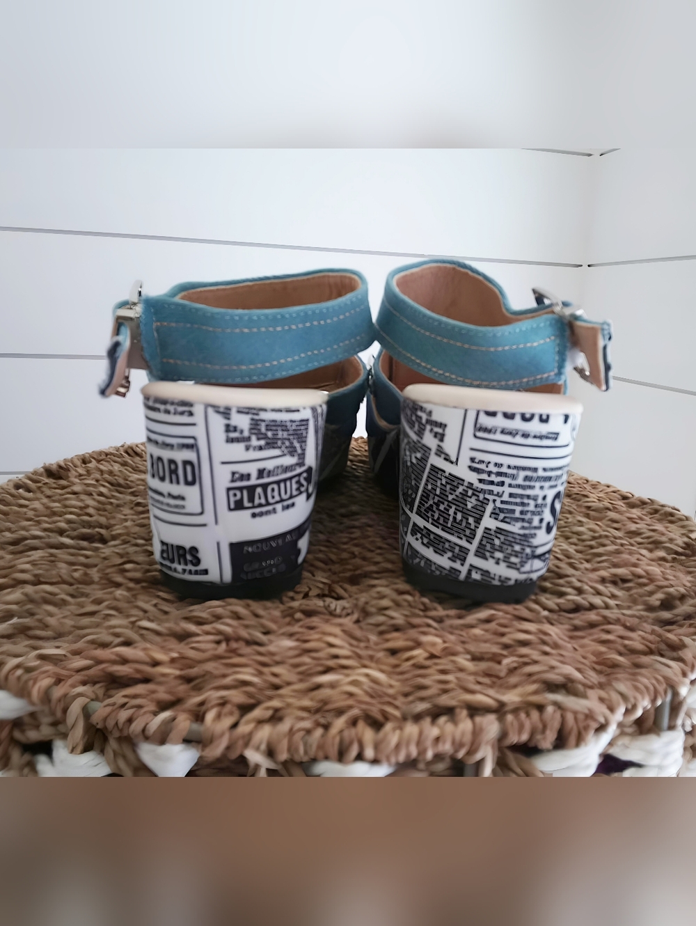 Shein fancy Denim newsprint wedge sandals, 8 - 8.5 (39) New...GREAT price! - Picture 3 of 6